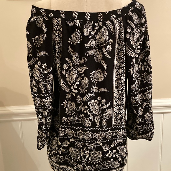 NEW Bila Lightweight Medium Blouse - Picture 3 of 5